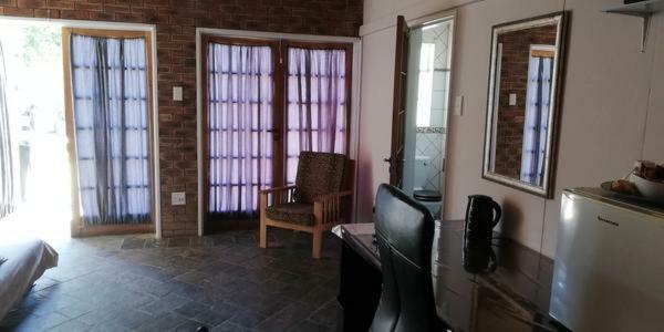 Anandi Guesthouse Mariental Bagian luar foto