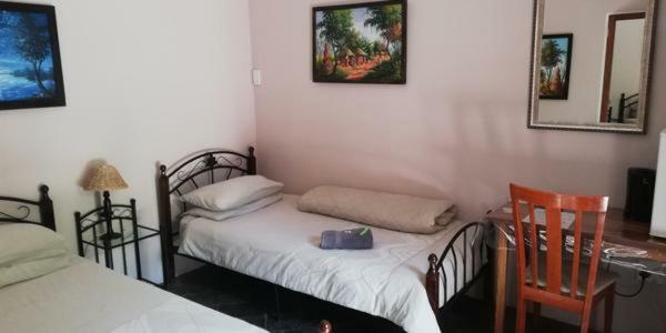 Anandi Guesthouse Mariental Bagian luar foto